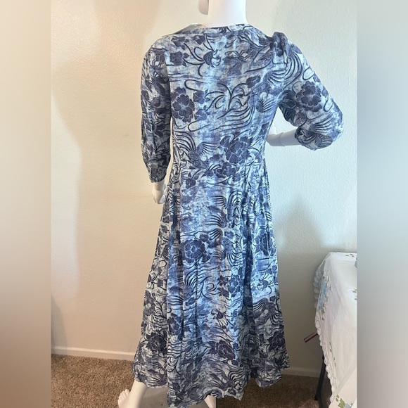 Vivían Liu Loose-Fitting Floral Patterned
Wide-Leg Dress - Picture 6 of 9